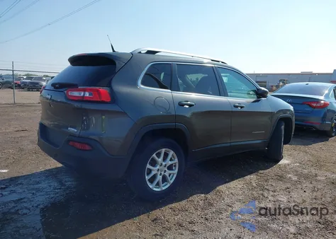 2016 Jeep Cherokee Latitude z USA, uszkodzony, nr VIN 1C4PJMCB3GW151888